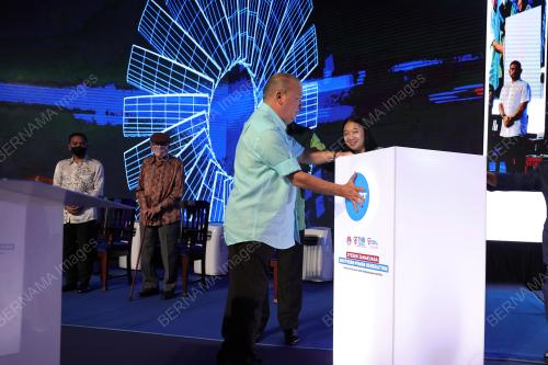 SULTAN JOHOR SULTAN IBRAHIM ALMARHUM SULTAN ISKANDAR