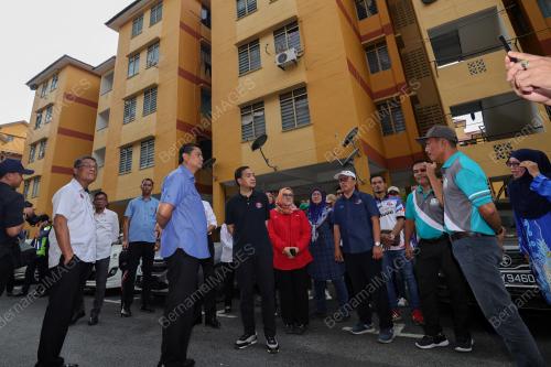 DATUK ONN HAFIZ GHAZI