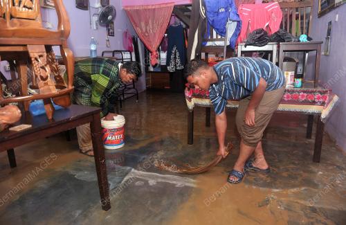 JB11_24012017_MANGSA_BANJIR