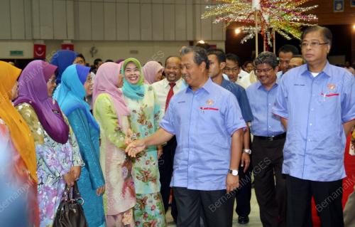 TAN SRI MUHYIDDIN YASSIN