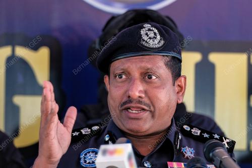 DATUK HUSSEIN OMAR KHAN