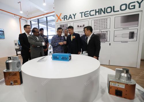 DATUK ONN HAFIZ GHAZI