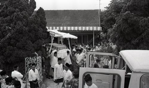 TUN HUSSEIN ONN