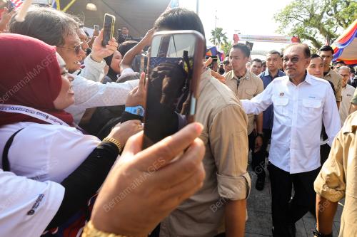 DATUK SERI ANWAR IBRAHIM