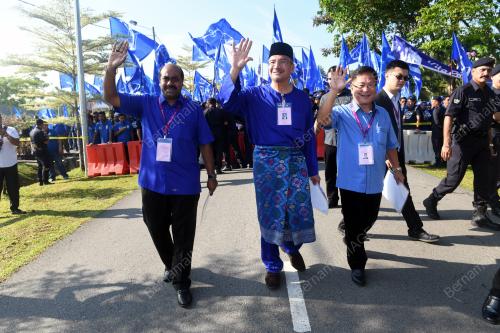JB11_28042018_CALON_KLUANG