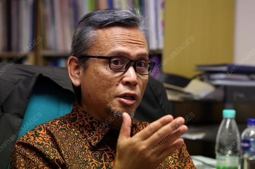 PROF MADYA DR MOHD AZHAR ABD HAMID