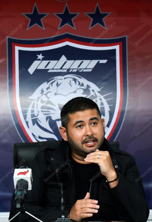 JB11_29122015_TMJ_BOLA