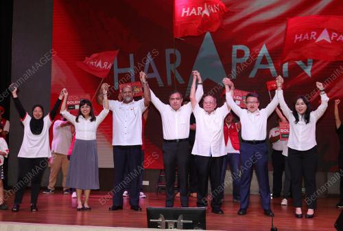 LIM KIT SIANG