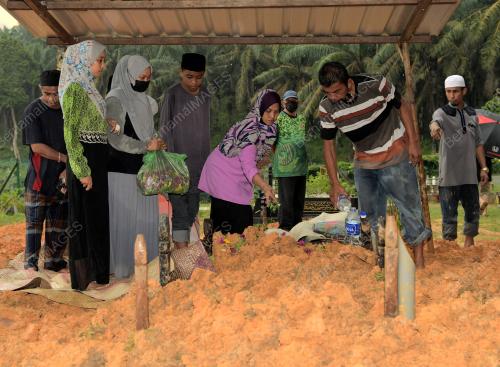TANAH PERKUBURAN FELDA PASIR RAJA