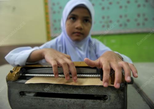 JB12_01012019_TINJAU_SEKOLAH