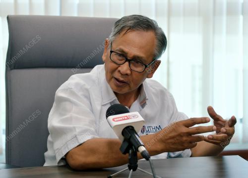 DATUK DR MOHD NOH DALIMIN