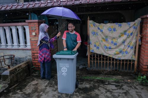 AHMD RIZAL AKIAH