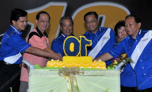JB12_03032012_KARNIVAL_SSM
