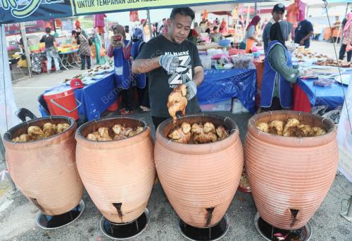 JB12_12062016_AYAM_TEMPAYAN