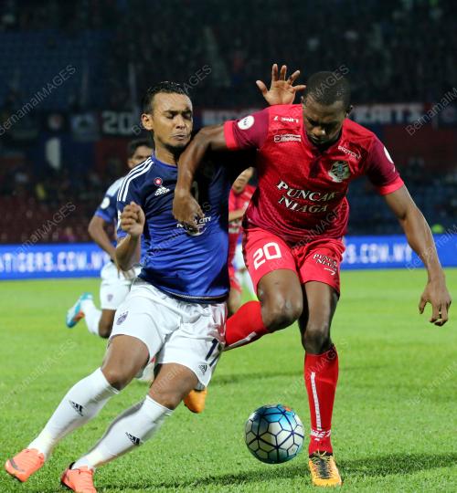 JB12_13082016_JDT