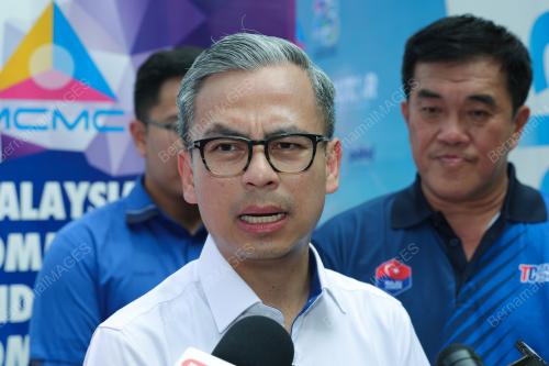 FAHMI FADZIL