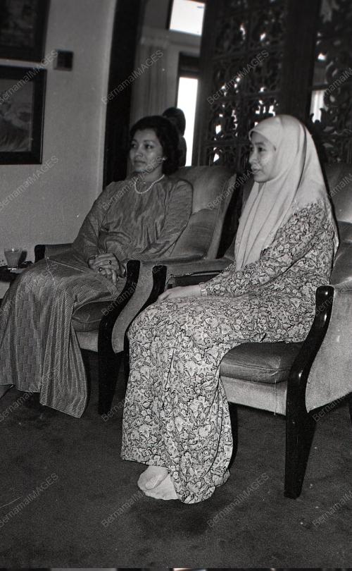 ANWAR IBRAHIM