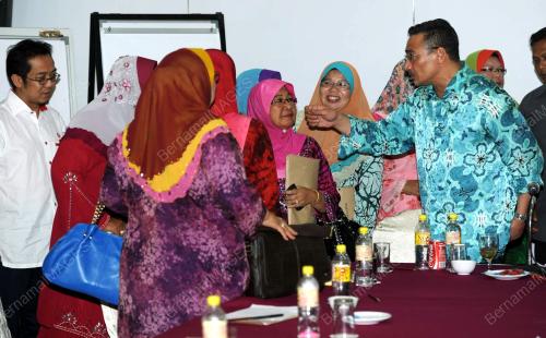 JB12_21092013_WANITA_UMNO