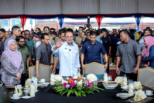 DATUK SERI ANWAR IBRAHIM
