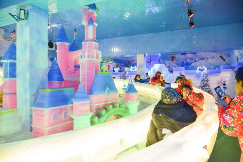 SNOWLAND MEDINI