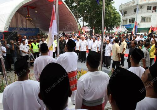 JB12_26012014_BANGUNAN_UMNO
