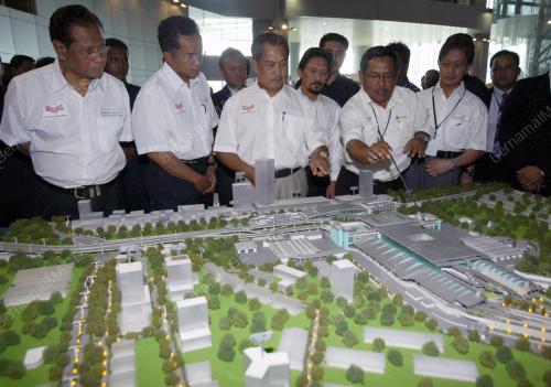 MUHYIDDIN YASSIN