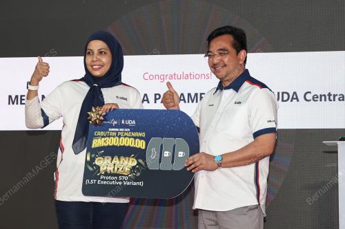 JOHARI SHUKRI JAMIL