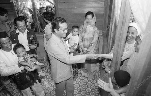 JB12_30062015_KAMPUNG_TERANCANG
