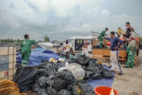 PENCEMARAN PERAIRAN KAMPUR PASIR PUTIH