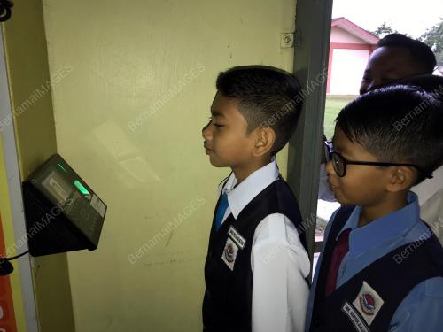 SEKOLAH-PENGIMBAS WAJAH