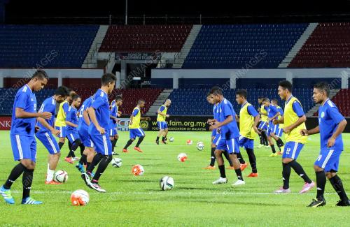 JB13_01062016_LATIHAN