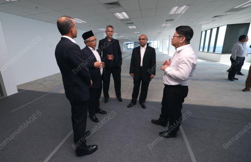 DATUK EWON BENEDICK