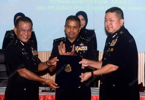 DATUK AYOB KHAN MYDIN PITCHAY