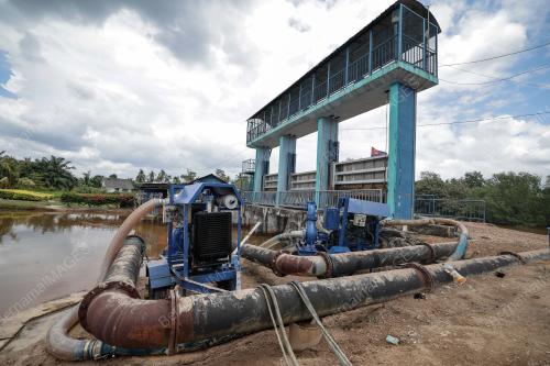 PINTU AIR KUALA SENGGARANG, BATU PAHAT
