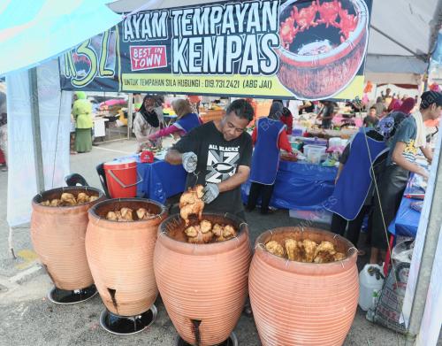 JB13_12062016_AYAM_TEMPAYAN