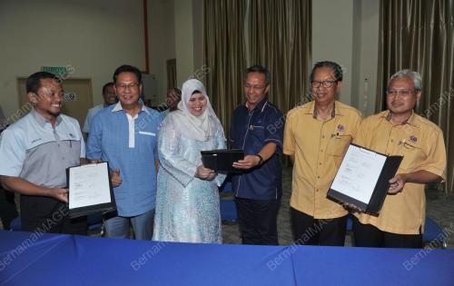 JB13_12062017_NAIKTARAF_JALAN_BN201706116607