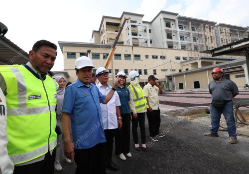 DATUK SERI AHMAD MASLAN