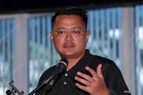 MOHD HAIRI MD SHAH