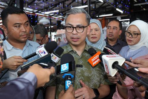 FAHMI FADZIL