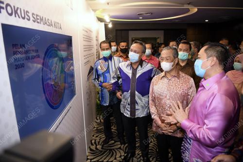TAN SRI MUHYIDDIN YASSIN