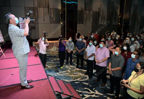 DATUK IR HASNI MOHAMMAD