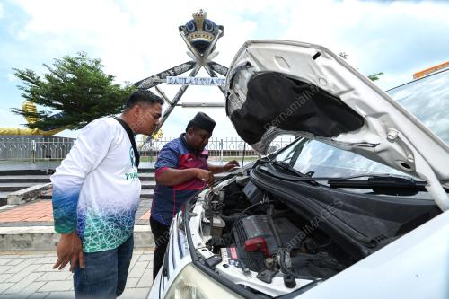 AKTIVIS 'WAKAF DIRI' DEMI FARDU KIFAYAH