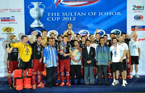 JB13_18112012_HOKI