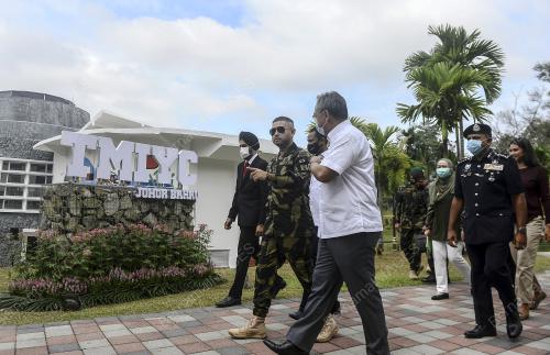 TUNKU ISMAIL SULTAN IBRAHIM