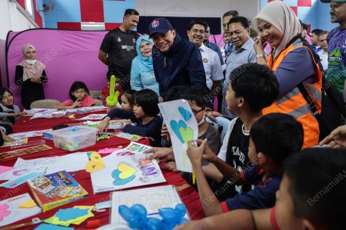 DATUK ONN HAFIZ GHAZI