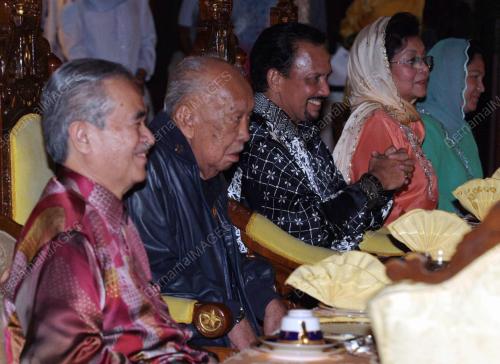 SULTAN HASSANAL BOLKIAH