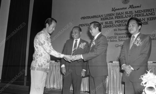 JB13_29012015_SIJIL_LESEN