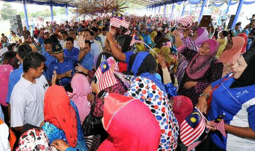 JB13_29042013_FELCRA_PAGOH