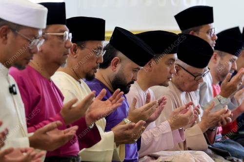 TUNKU MAHKOTA ISMAIL