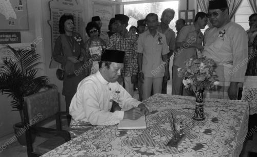 JB14_02032015_SRI_MENANTI